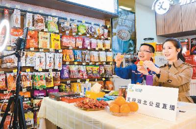 连日来,各大互联网平台纷纷推出"大招",帮助湖北农产品,生鲜品销售